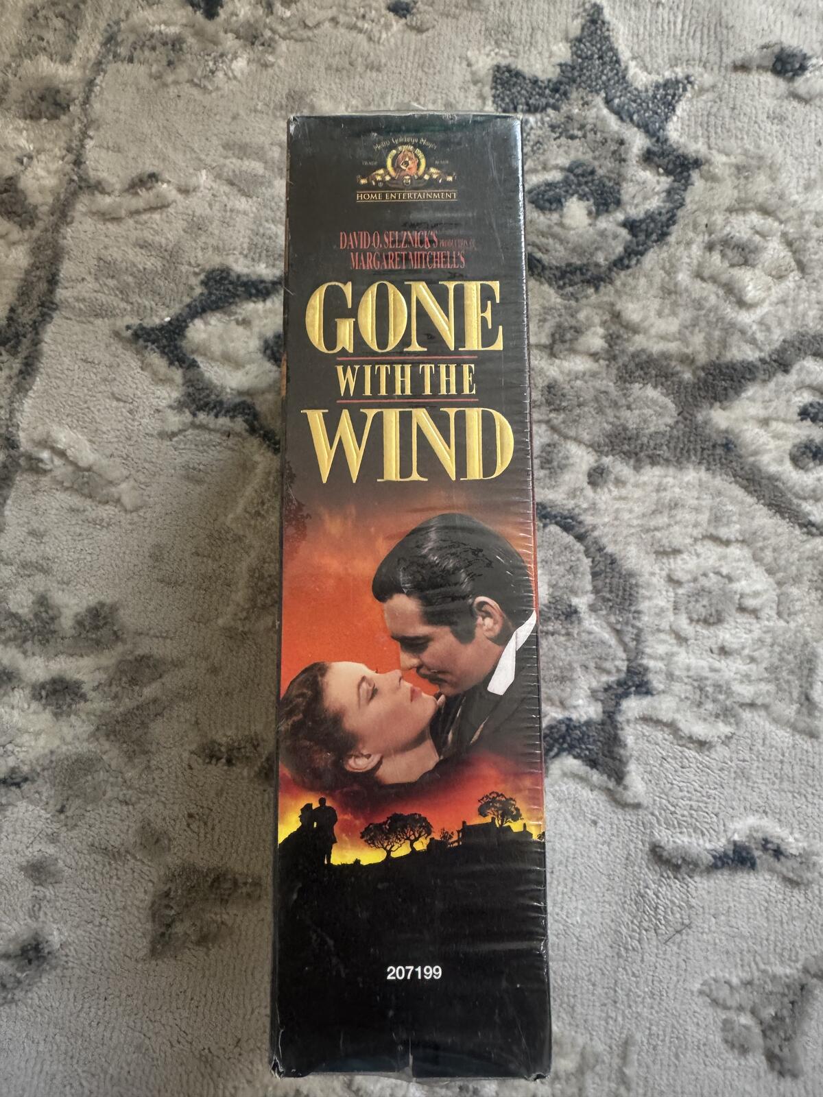 Gone with the Wind VHS Tape - Classic Movie