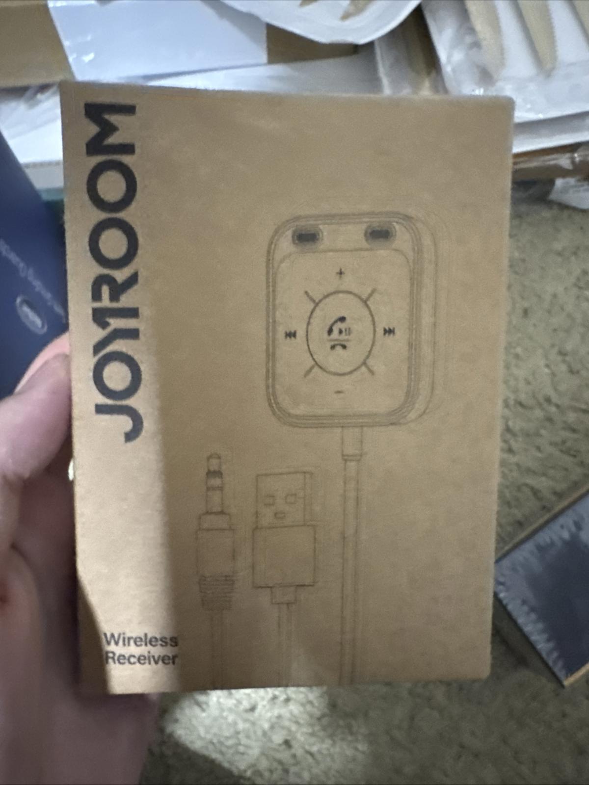 JOYROOM Wireless Receiver with 3.5mm Jack and USB Connector